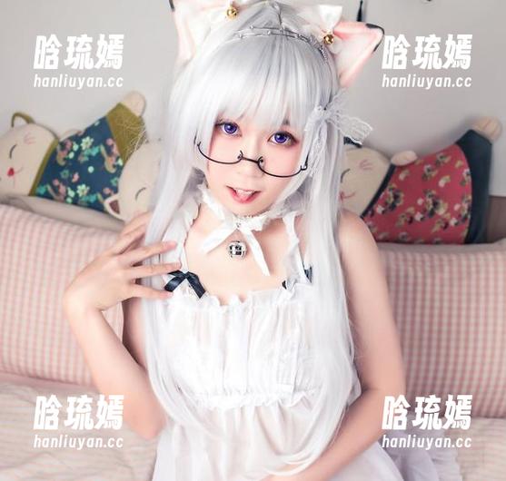 高清捕捉：里见年一的浴缸猫咪，分享一场与水的邂逅