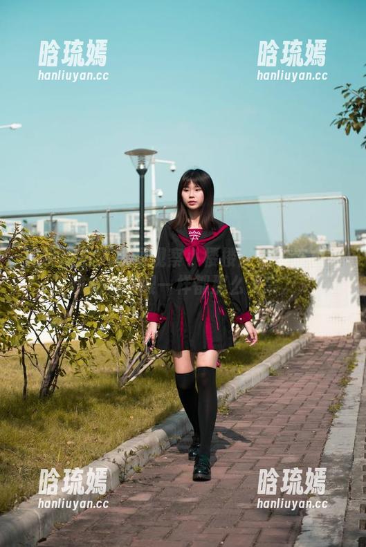 魔镜街拍-楼楼 魔镜街拍 - 原图观察小楼楼:她的连衣裙和我的瞎眼一样都那么无辜。